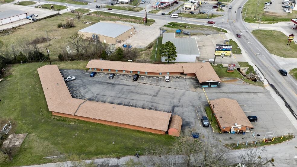 More Photos Of 509 W Main St, Wilburton Hotel For Sale