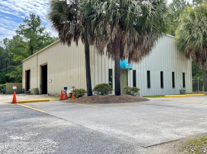 1268 State Rd  