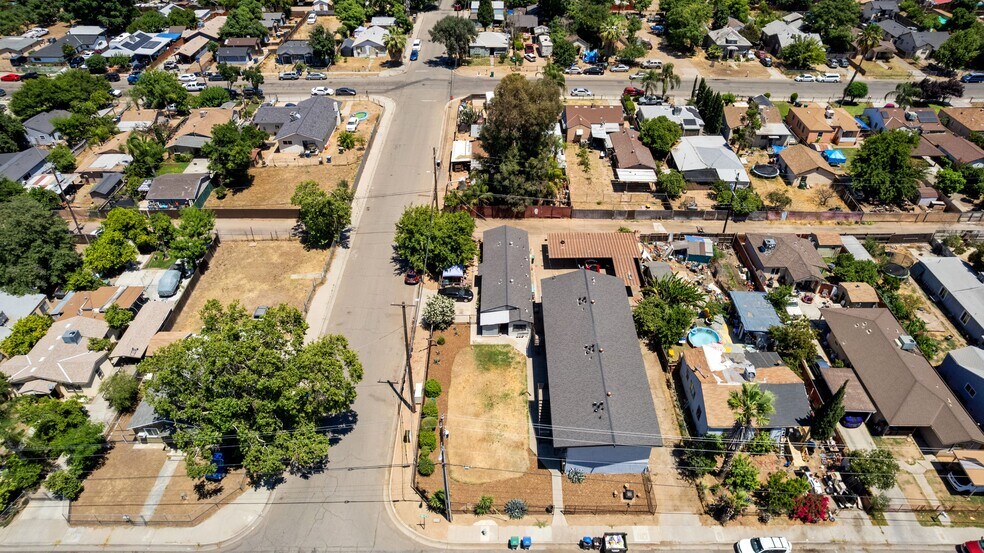 More Photos Of 3940 E Burns Ave, Fresno Apartments For Sale