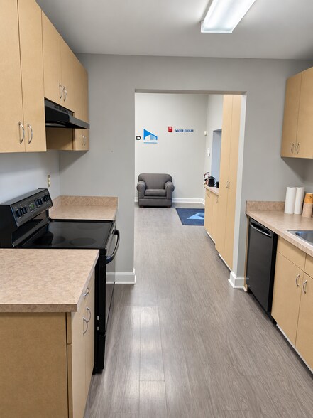 More Photos Of 465 W Warren Ave, Longwood Medical For Sale