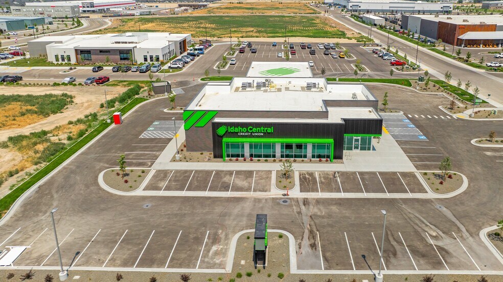 More Photos Of 805 Saddle Ave, Caldwell Storefront For Lease