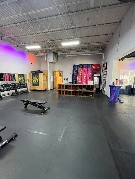 More Photos Of 1341 Hughes Ford Rd, Frederick Light Manufacturing For Sale