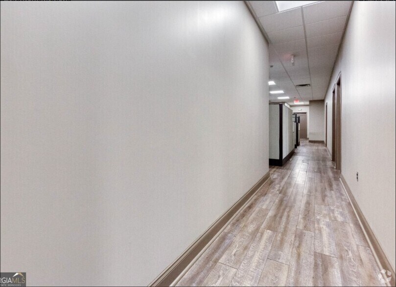 More Photos Of 1958 Youth Monroe Rd, Monroe Medical For Sale