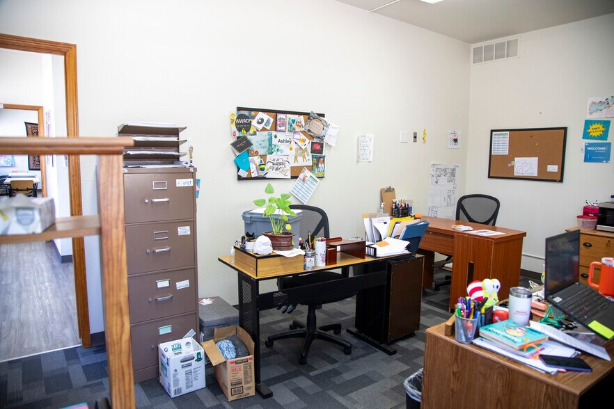 More Photos Of 5371 & 5383 West Franklin Road, Boise General Retail For Lease