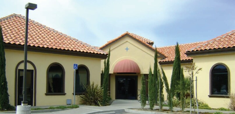 More Photos Of 1970 Lake Blvd, Davis Medical For Sale