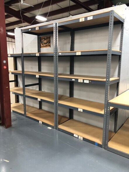 More Photos Of 280 Little Britain Rd, Newburgh Service For Lease