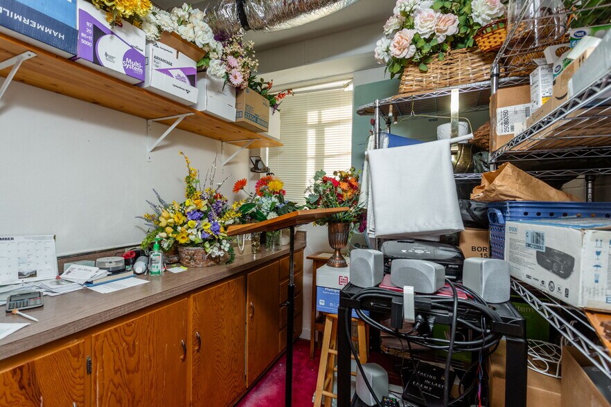 More Photos Of 2408 Hickory St, Staunton Religious Facility For Sale