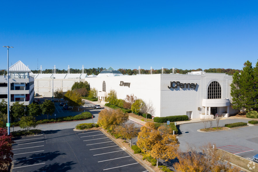 Primary Photo Of 1000 N Point Cir, Alpharetta Coworking Space