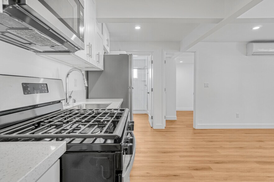 More Photos Of 221 Sheldon St, El Segundo Apartments For Sale