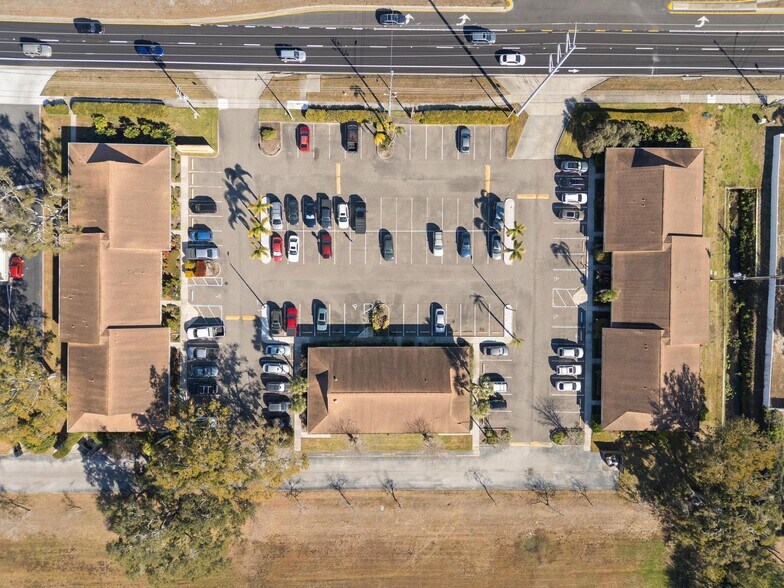More Photos Of 2339 Sunset Point Rd, Clearwater Medical For Lease