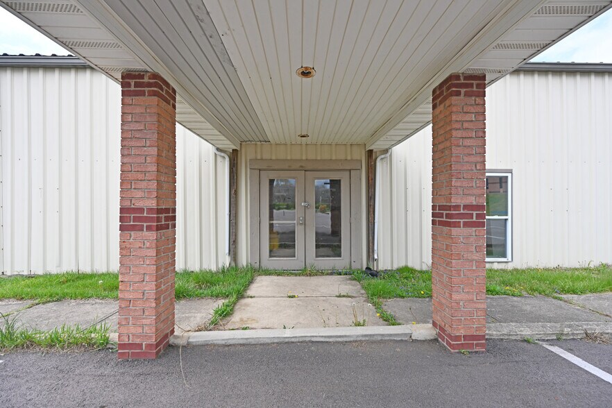 More Photos Of 5990 Michael Rd, Middletown Religious Facility For Sale