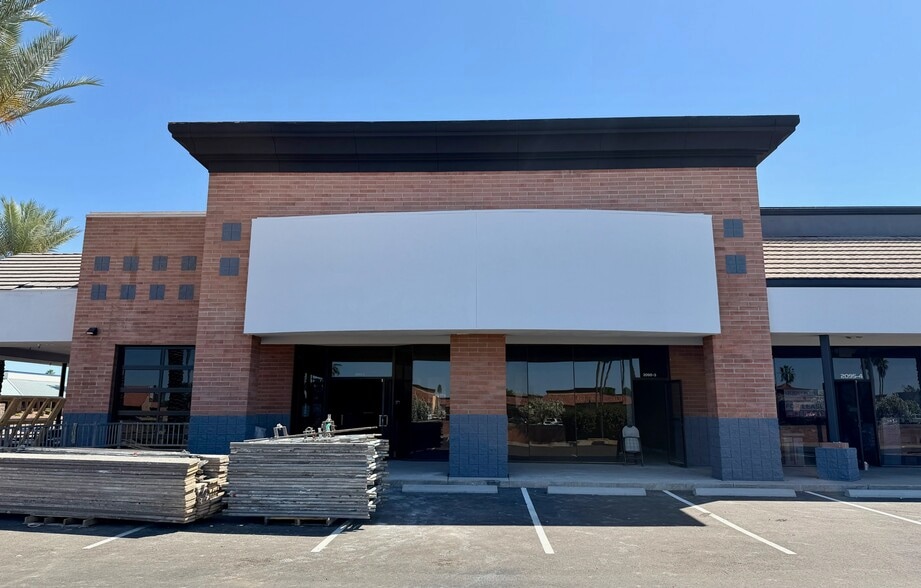 More Photos Of 2055 N Alma School Rd, Chandler Unknown For Lease