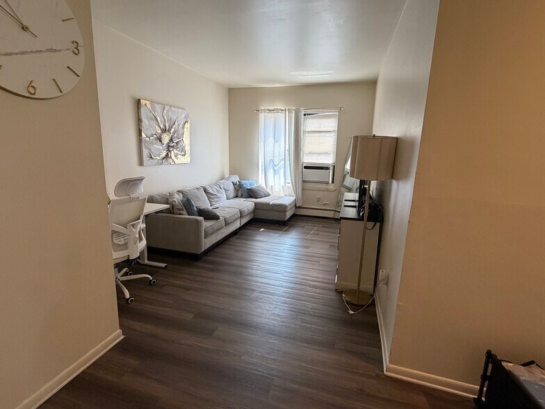More Photos Of 130 Grand Ave, Englewood Apartments For Sale