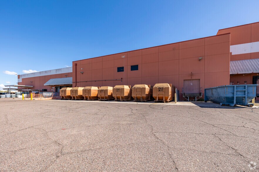More Photos Of 22600 N 19th Ave, Phoenix Manufacturing For Lease