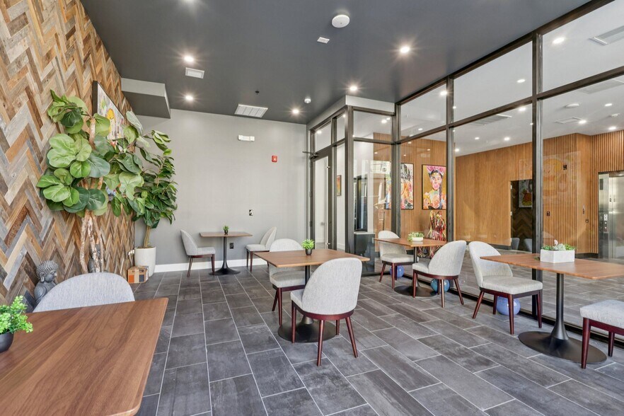 More Photos Of 34-40 Hudson St, Newark Apartments For Lease