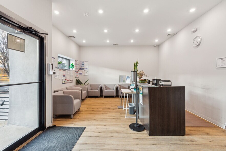 More Photos Of 6713 Ogontz Ave, Philadelphia Office For Sale