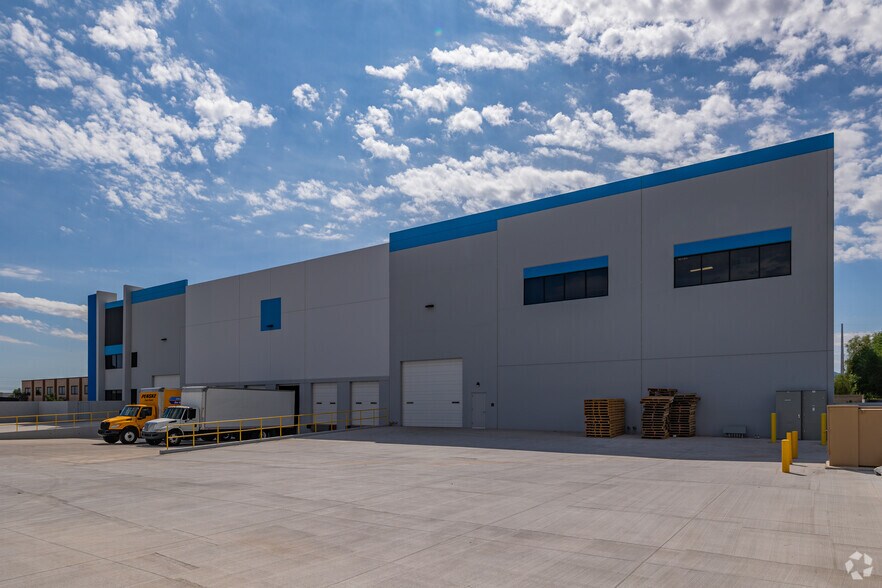 More Photos Of 1466 N Eliseo C. Felix Jr Way, Avondale Warehouse For Sale