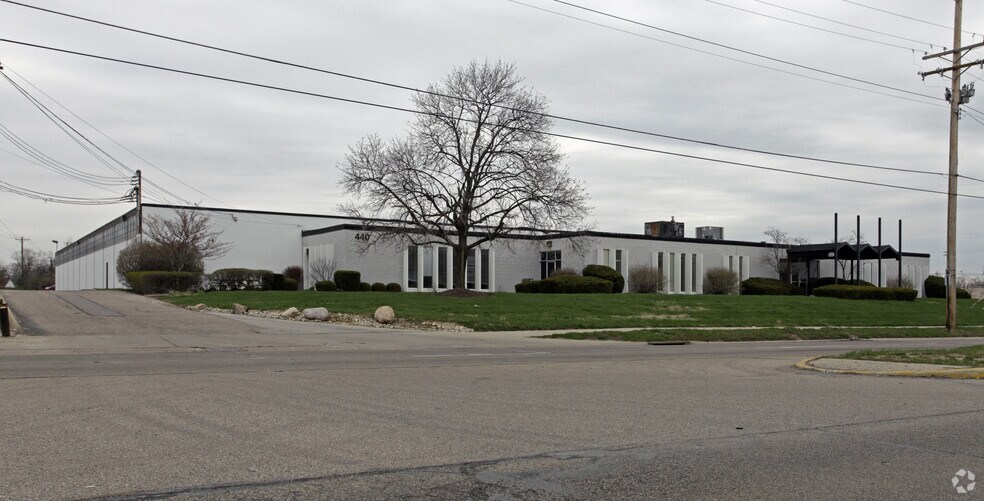 Primary Photo Of 440 Northland Blvd, Forest Park Manufacturing For Lease