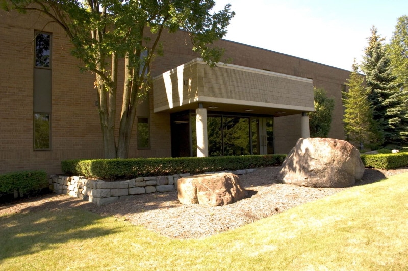 More Photos Of 4944 Belmont Ave, Youngstown Medical For Lease