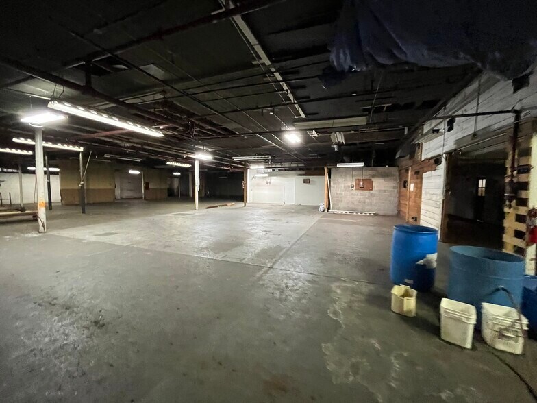 More Photos Of 245 Erie St, Huntington Industrial For Sale