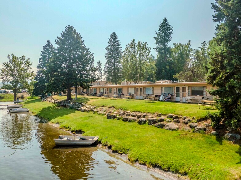 More Photos Of 10 McCammon Rd, Tonasket Hotel For Sale