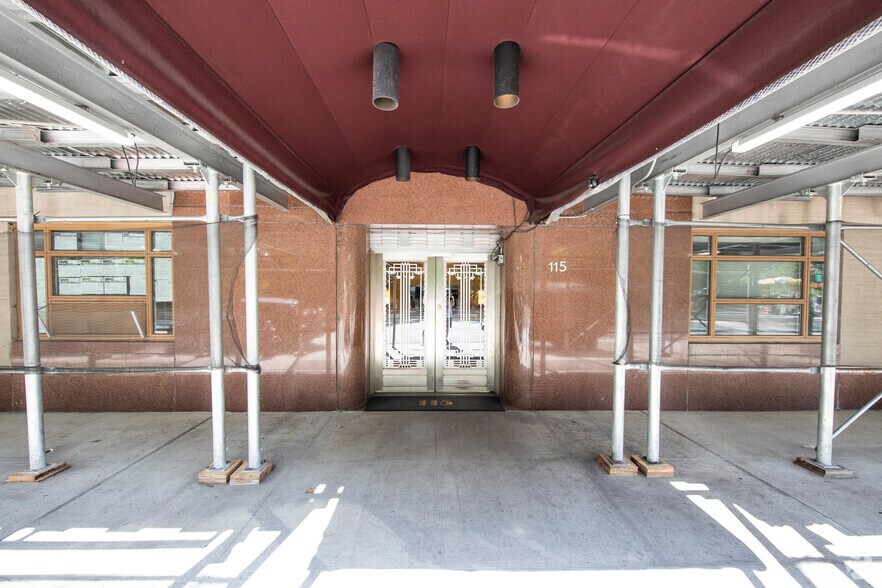 More Photos Of 115 Central Park W, New York Apartments For Lease
