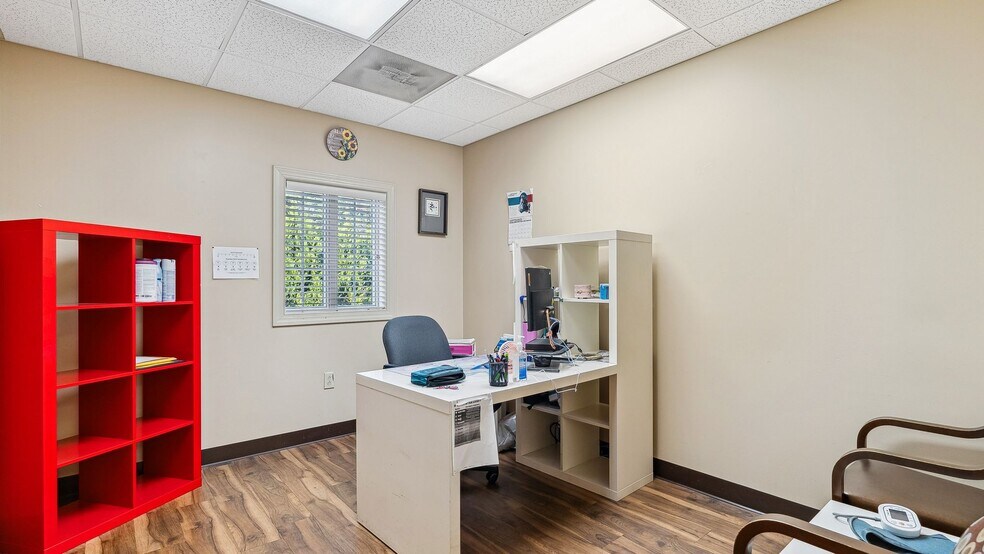 More Photos Of 2149 Valleygate Dr, Fayetteville Medical For Sale