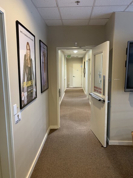 More Photos Of 126 E Alameda Ave, Burbank Research And Development For Sale