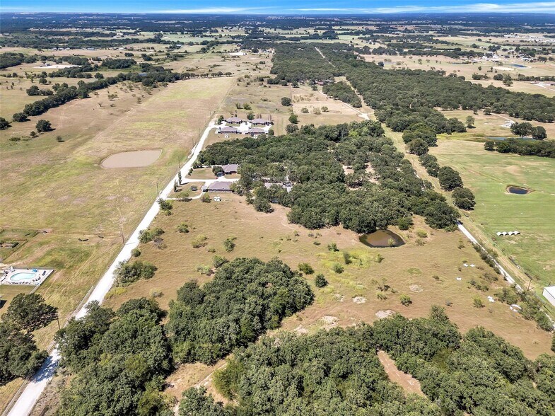 More Photos Of 175 Private Road 3459, Paradise Apartments For Sale
