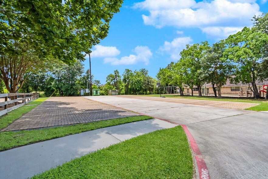 More Photos Of 17102 Theiss Mail Route Rd, Spring Schools For Lease