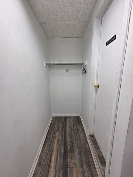 More Photos Of 291 Bloomfield Ave, Caldwell Storefront Retail Office For Lease
