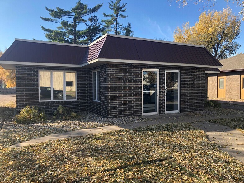 Primary Photo Of 225 2nd Ave E, Halliday Office For Sale