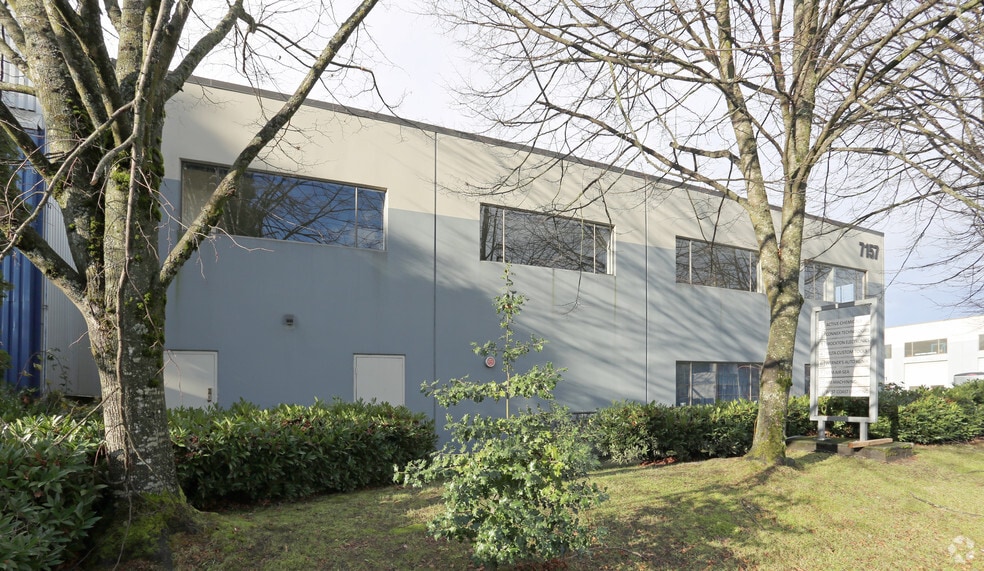 More Photos Of 7157 Honeyman St, Delta Warehouse For Lease