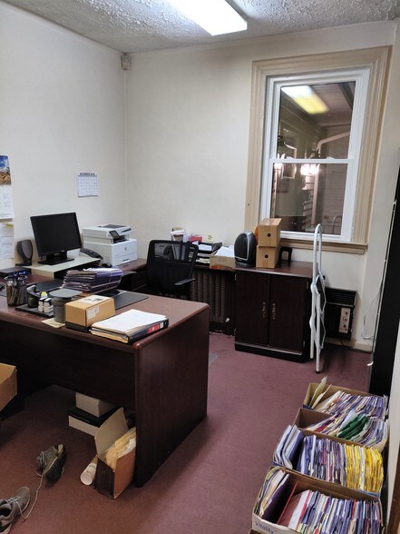More Photos Of 64 Hilton Ave, Hempstead Office For Sale