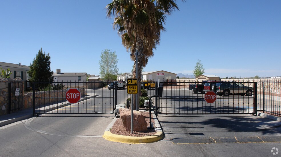 Primary Photo Of 8888 Rabe Ct, El Paso Trailer Camper Park For Sale
