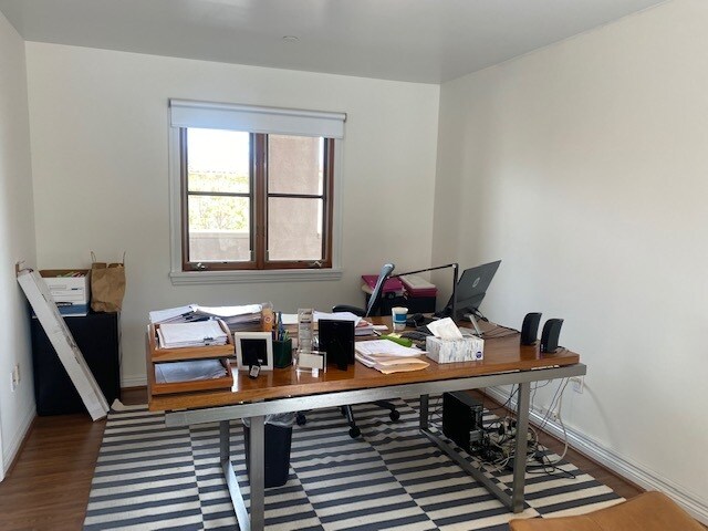 More Photos Of 1230 Montana Ave, Santa Monica Storefront Retail Office For Lease