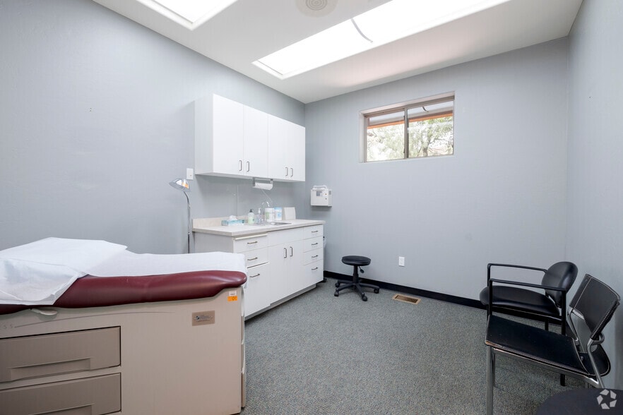 More Photos Of 120 Northview Rd, Sedona Skilled Nursing Facility For Lease