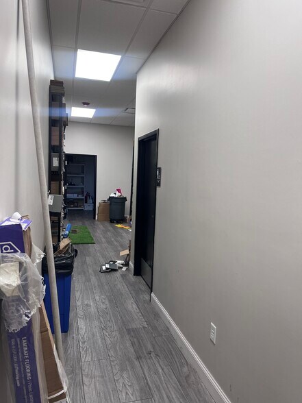More Photos Of 2801 McKinley Ave, Fort Smith Warehouse For Lease