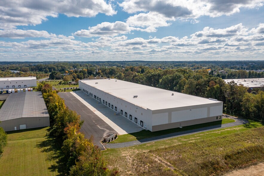 More Photos Of 780 Coopertown Rd, Delanco Unknown For Lease