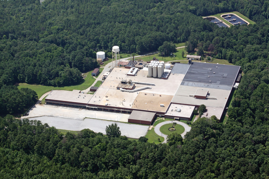 Primary Photo Of 572 Rocky River Plant Rd, Calhoun Falls Manufacturing For Lease