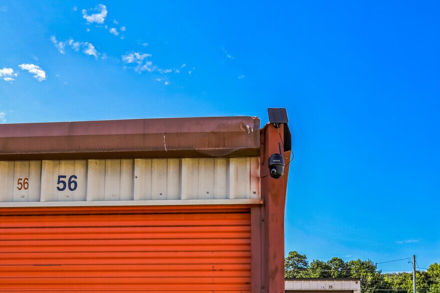 More Photos Of 52 & 54 Awtrey St, Manchester Self Storage For Sale