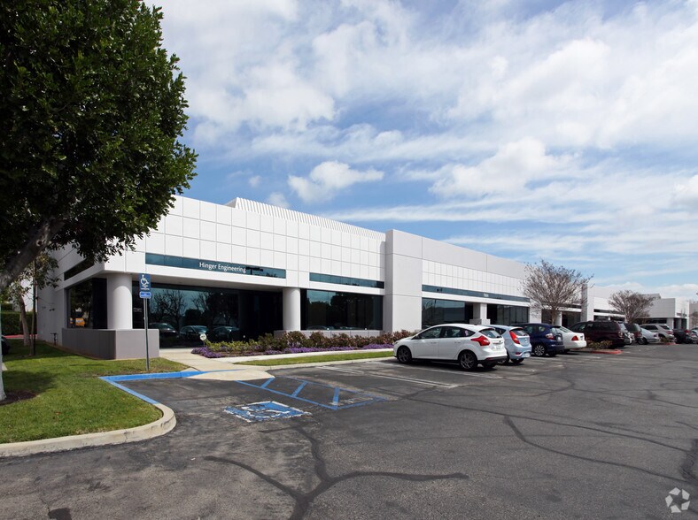 Primary Photo Of 17 Hammond, Irvine Research And Development For Lease