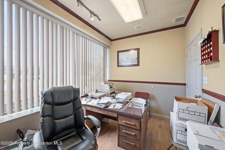 More Photos Of 768 PA-307, Moscow Office For Sale