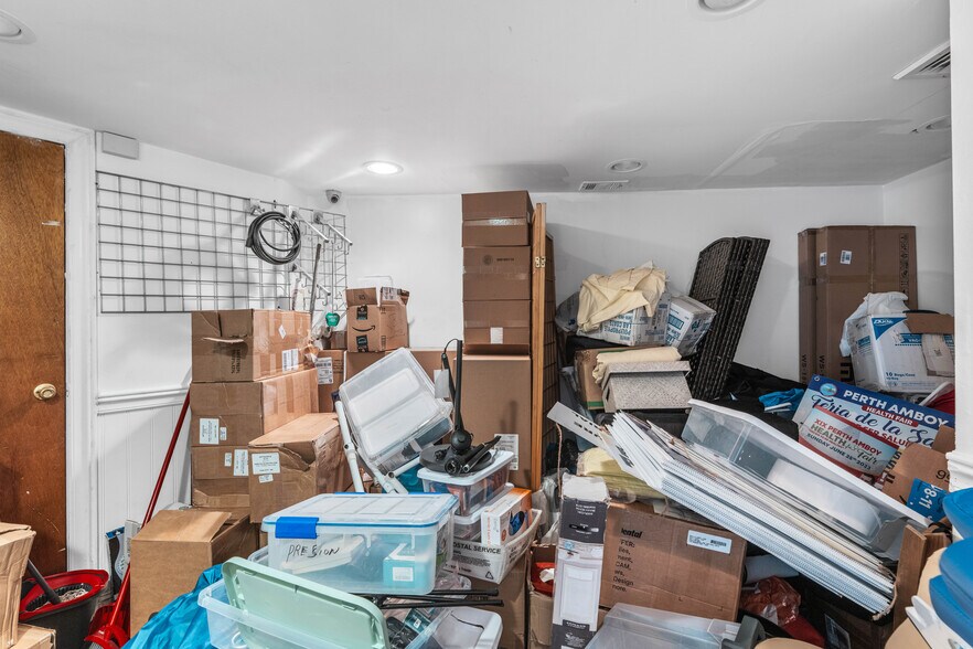 More Photos Of 362 Stockton St, Perth Amboy Storefront For Sale