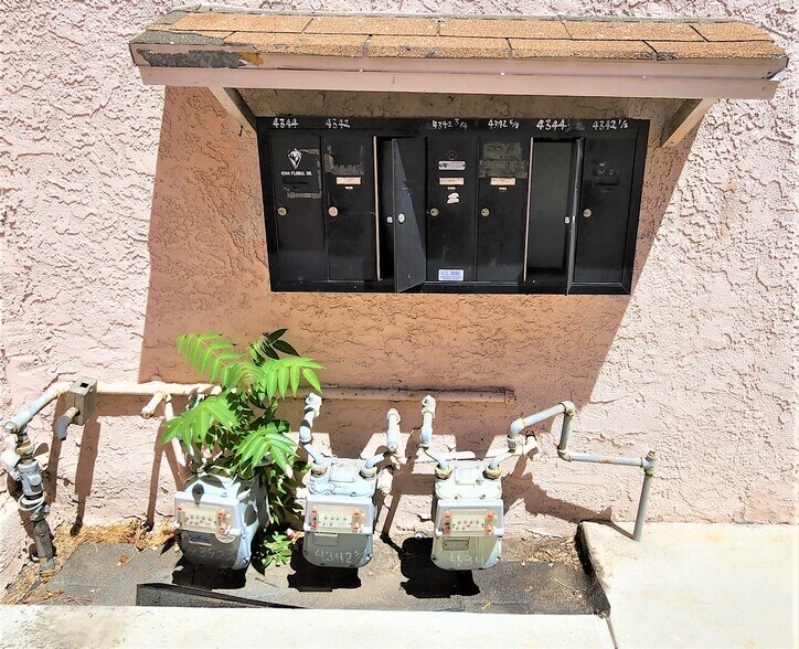 More Photos Of 4342-4344 Floral Dr, Los Angeles Storefront Retail Residential For Sale