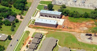 More Photos Of 1229 NW 122nd St, Oklahoma City Light Manufacturing For Sale