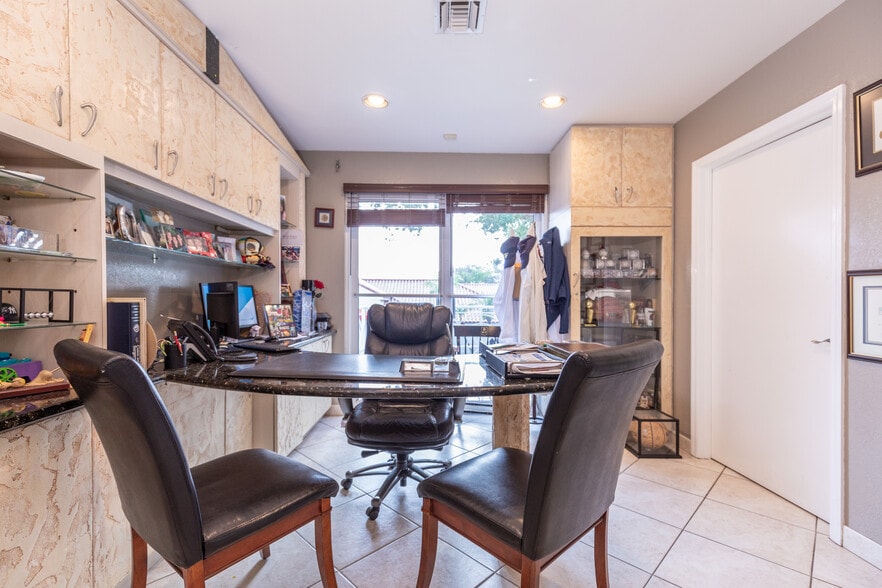 More Photos Of 7765 SW 87th Ave, Miami Medical For Lease