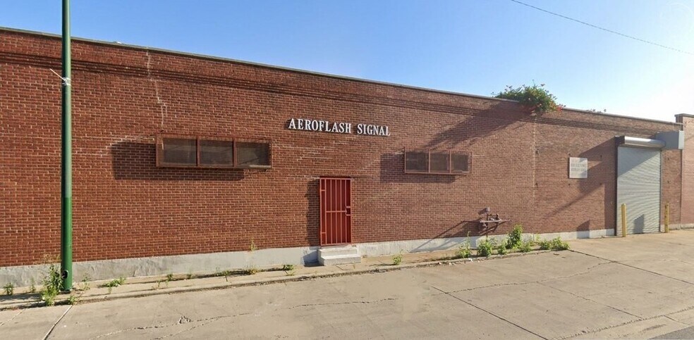 Primary Photo Of 1715 W Carroll Ave, Chicago Distribution For Lease