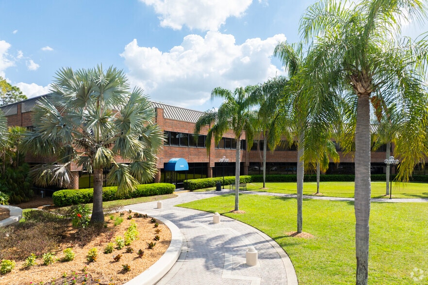 More Photos Of 14497 N Dale Mabry Hwy, Tampa Unknown For Lease