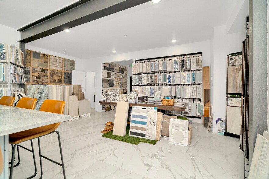 More Photos Of 5401 S Dale Mabry Hwy, Tampa Medical For Sale